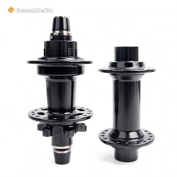 BMXレーシングハブ（フロントリムブレーキ、リア6ボルトディスクブレーキ、36ホール、フロント100x20mm/リア110mm）